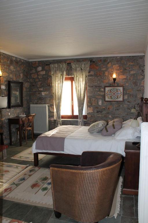 Guesthouse Karahalios Polydrosos Habitación foto