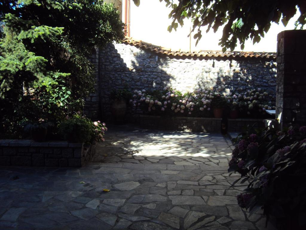 Guesthouse Karahalios Polydrosos Exterior foto