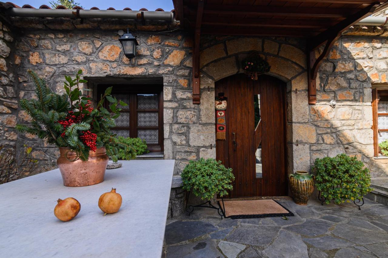 Guesthouse Karahalios Polydrosos Exterior foto